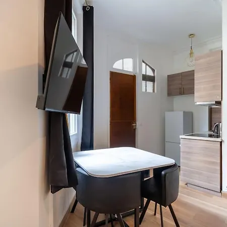 Appartement Metro Alexandre Dumas - II Paris Exterior photo